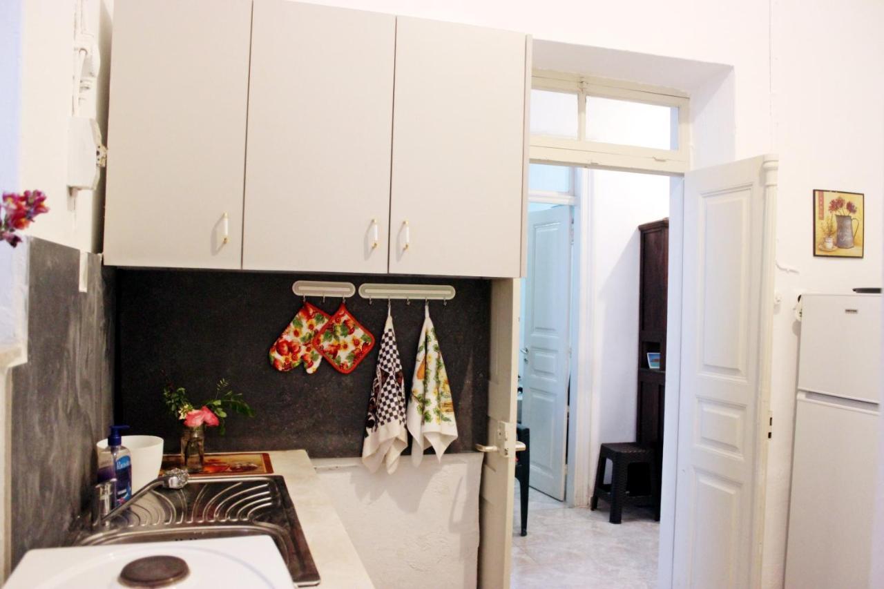 Marika's Traditional House Apartment